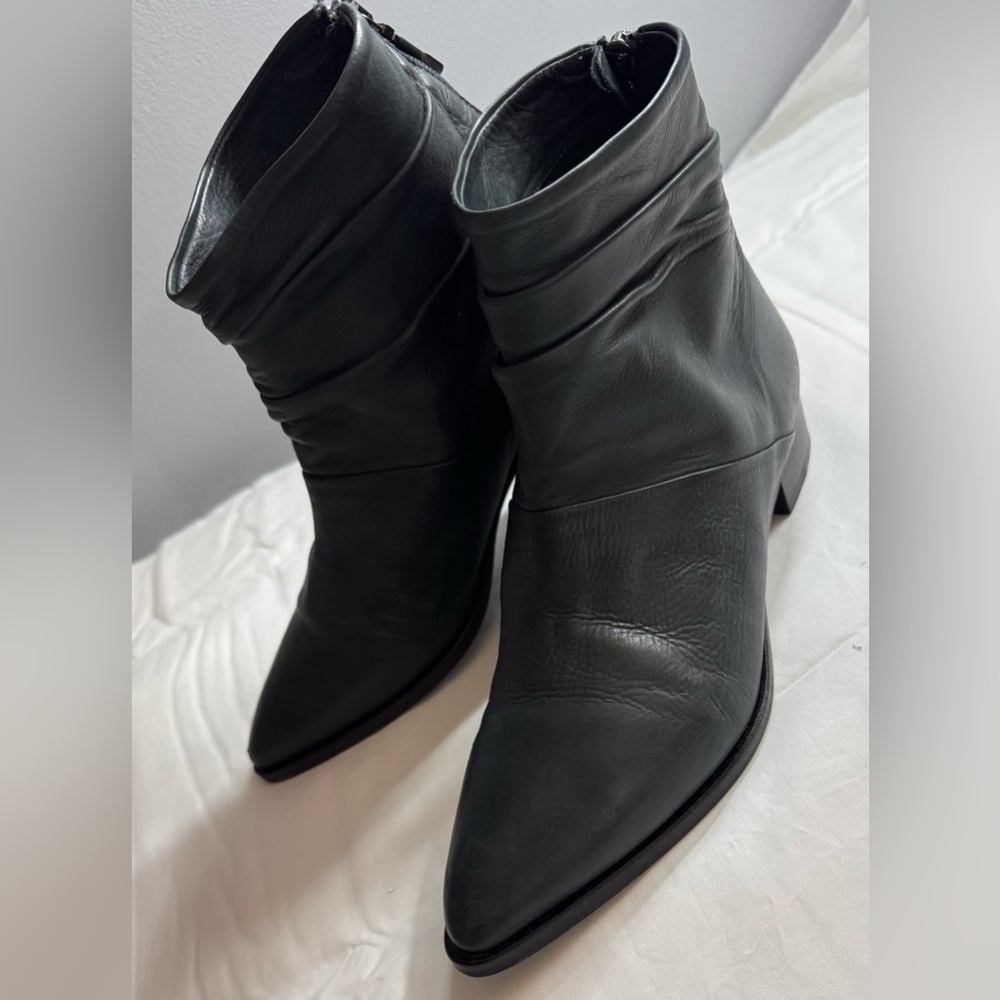 Alberto Fermani Womens Leather Pointed Toe Zip Up Ankle Booties Green Size 6